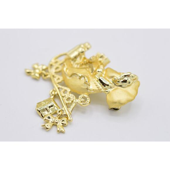 Danecraft Vintage Christmas Pin Brooch Brushed Gold Santa Sleigh Signed Bin1 - Picture 5 of 12